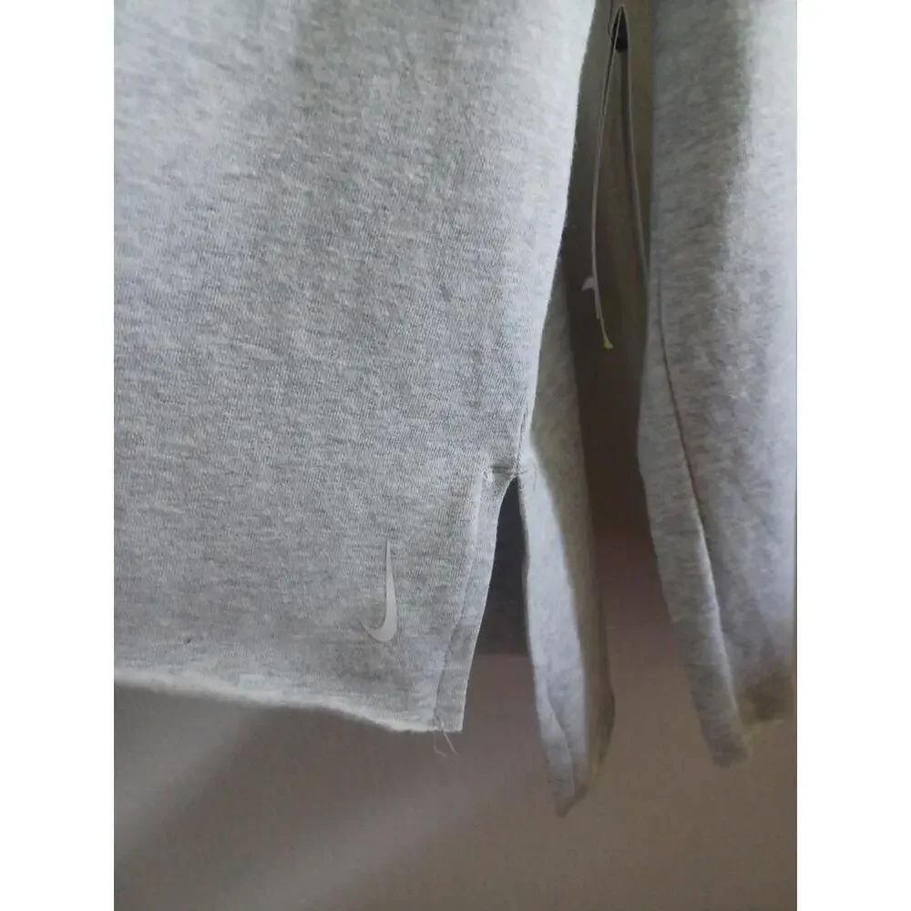 Nike Yoga Women's Core Brushed Fleece Funnel-Neck Top S Light Grey - Picture 4 of 4
